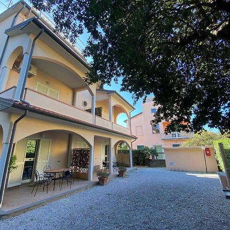 Villa Il Boschetto San Vincenzo Eksteriør billede