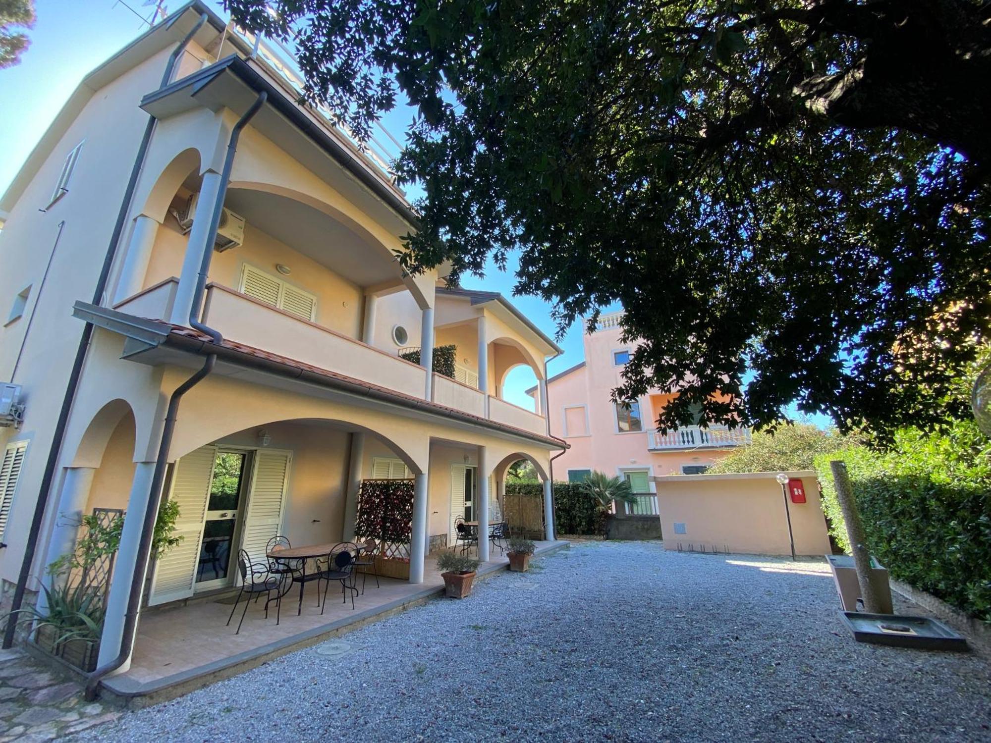 Villa Il Boschetto San Vincenzo Eksteriør billede